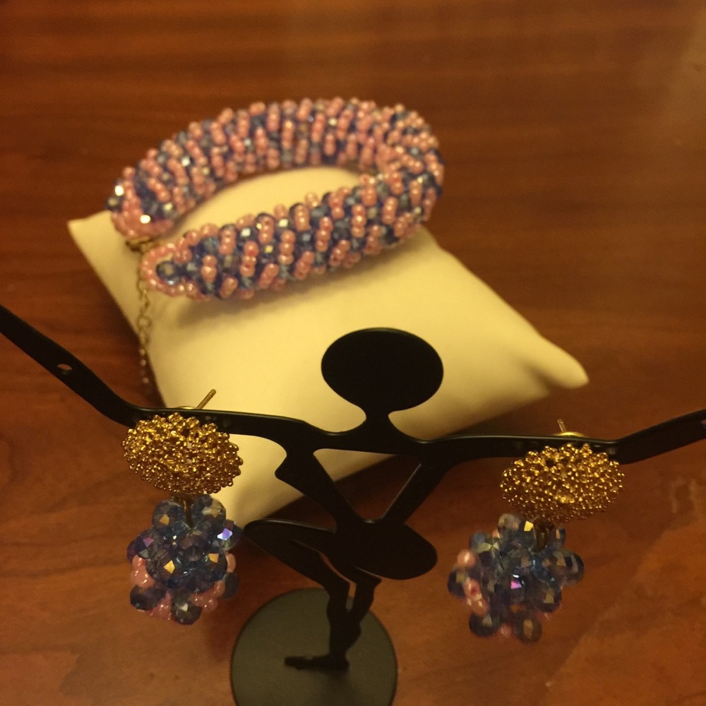 An elegant Set-baby Pink mixed with blue beads - Picture 7 of 8